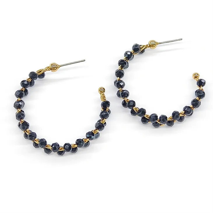 কালো জপমালা হুপ কানের দুল