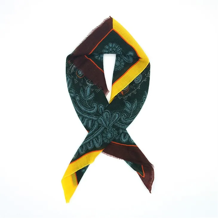 উল কাশ্মীরী bandana